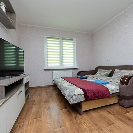 Новая Квартира Переулок Ясиноватский 11 Kiev Extérieur photo